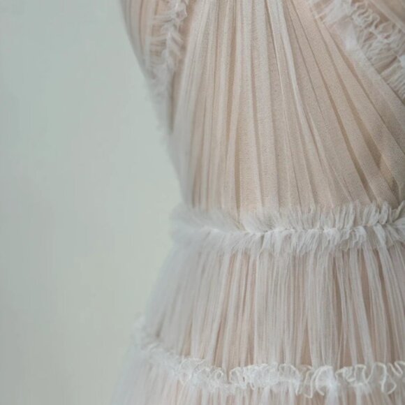 Brand New US 4 Anna Augusta White Maxi Evening Dress with Nude Lining - Picture 7 of 8